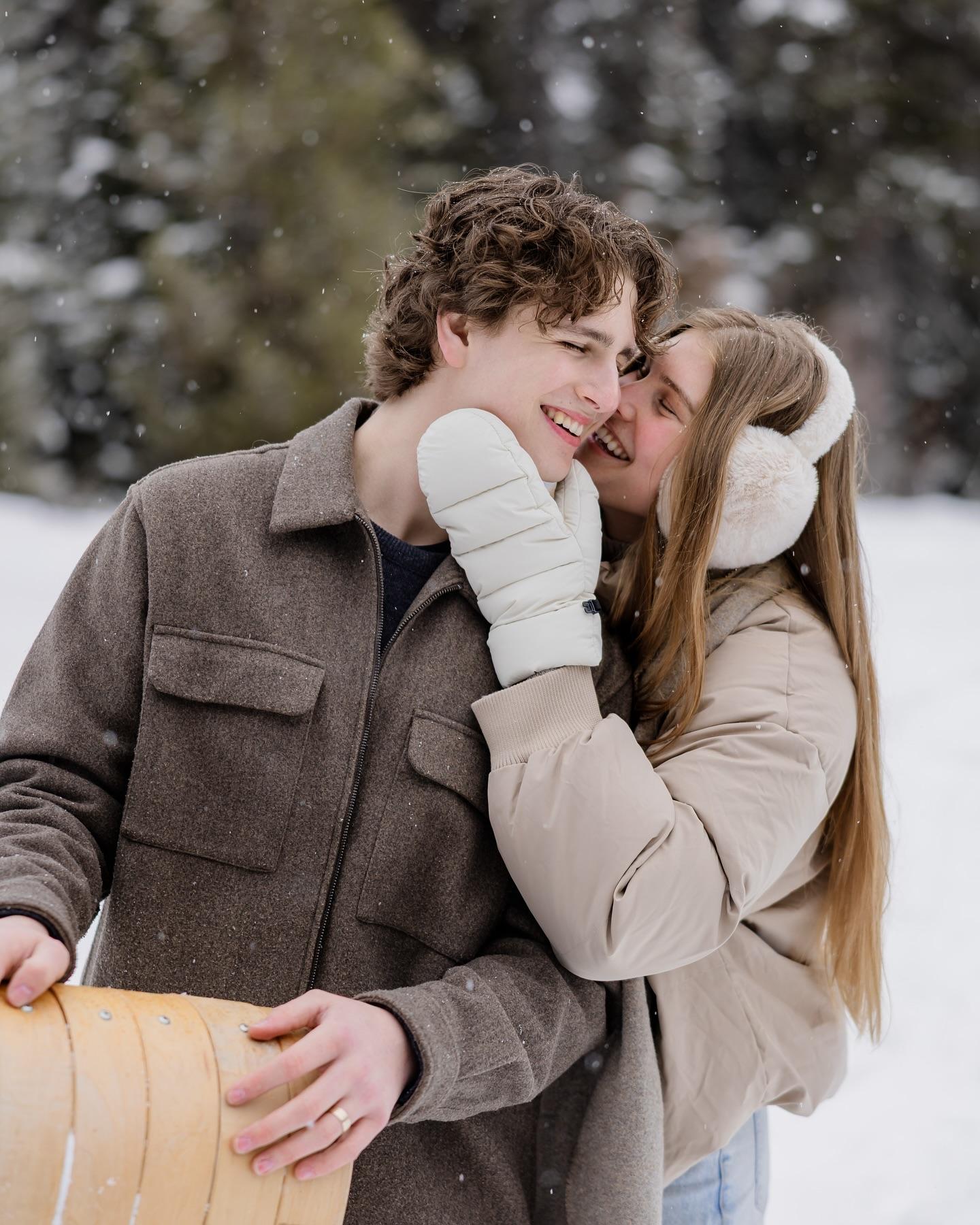 The Love Story of Aimee and Jaece: A Dreamy Engagement Photoshoot