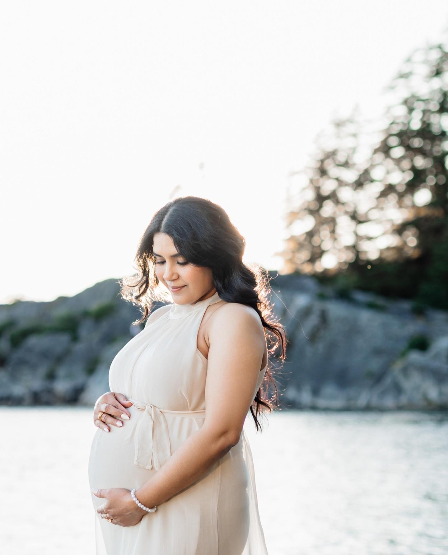 The Beautiful Passage to Parenthood: A Vancouver Photography Story