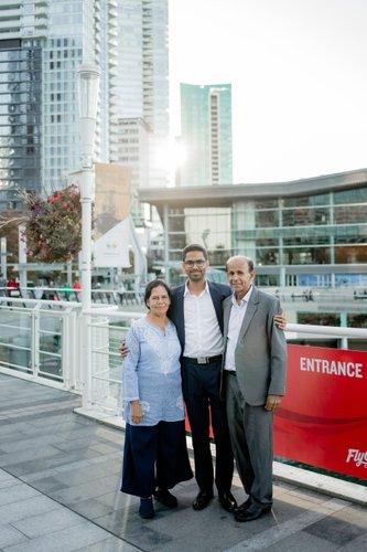 mobile - carousel-hero-element image-10